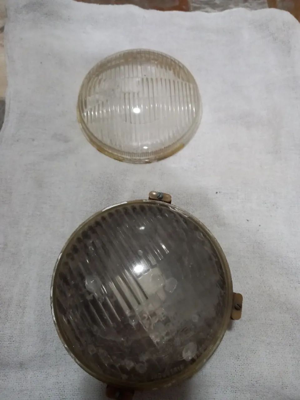 Farol auxiliar Simca - Foto 5