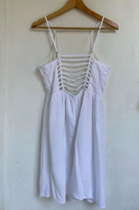 Vestido branco tamanho 42 - Foto 2