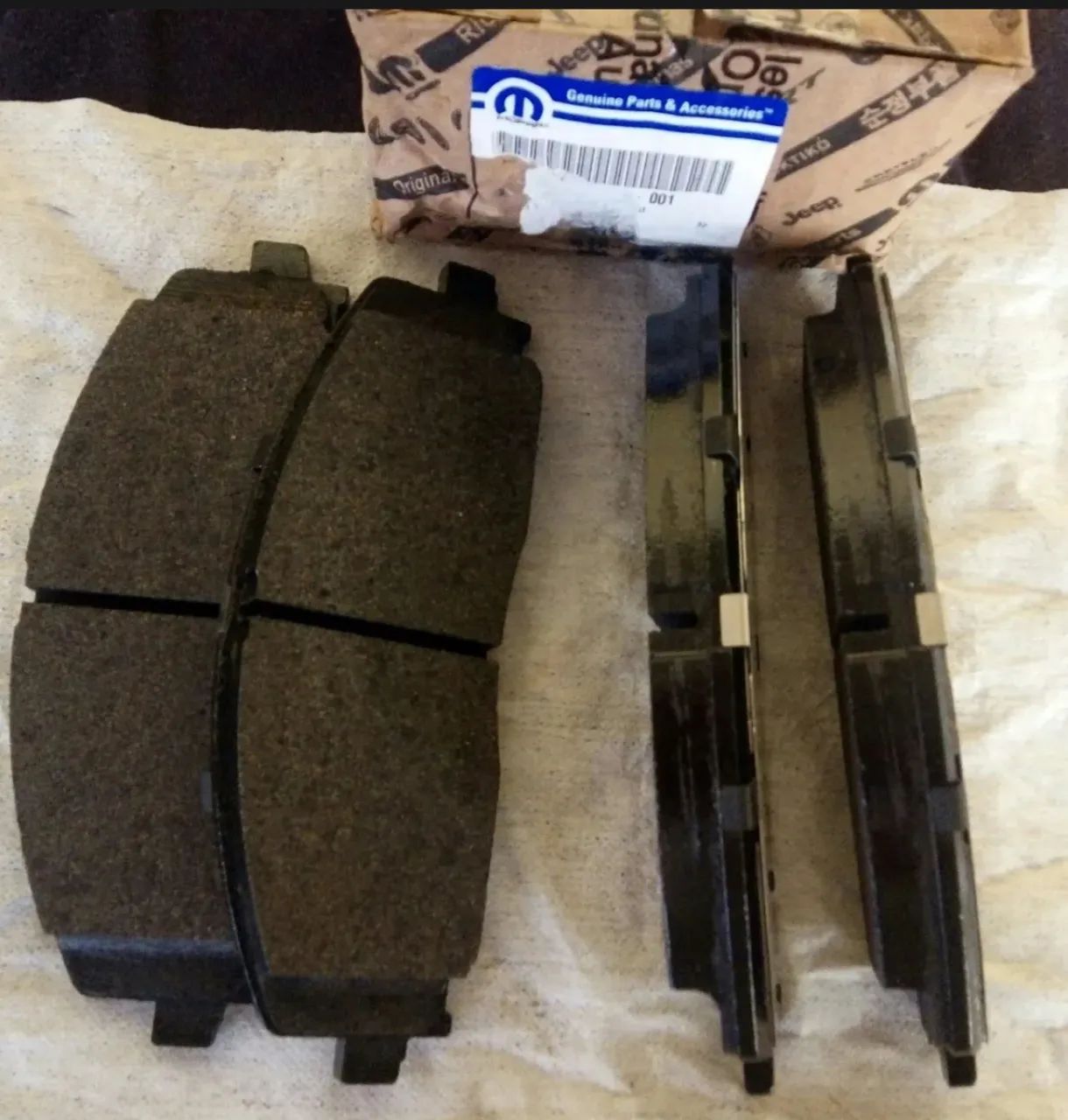 Jogo de pastilha de freio dianteiro Journey  16/19 original Mopar - Foto 2