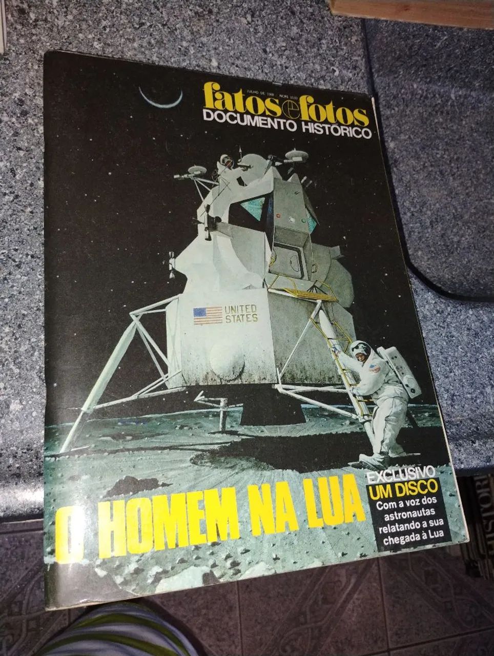 Revista fatos e fotos documentos histórico com disco 