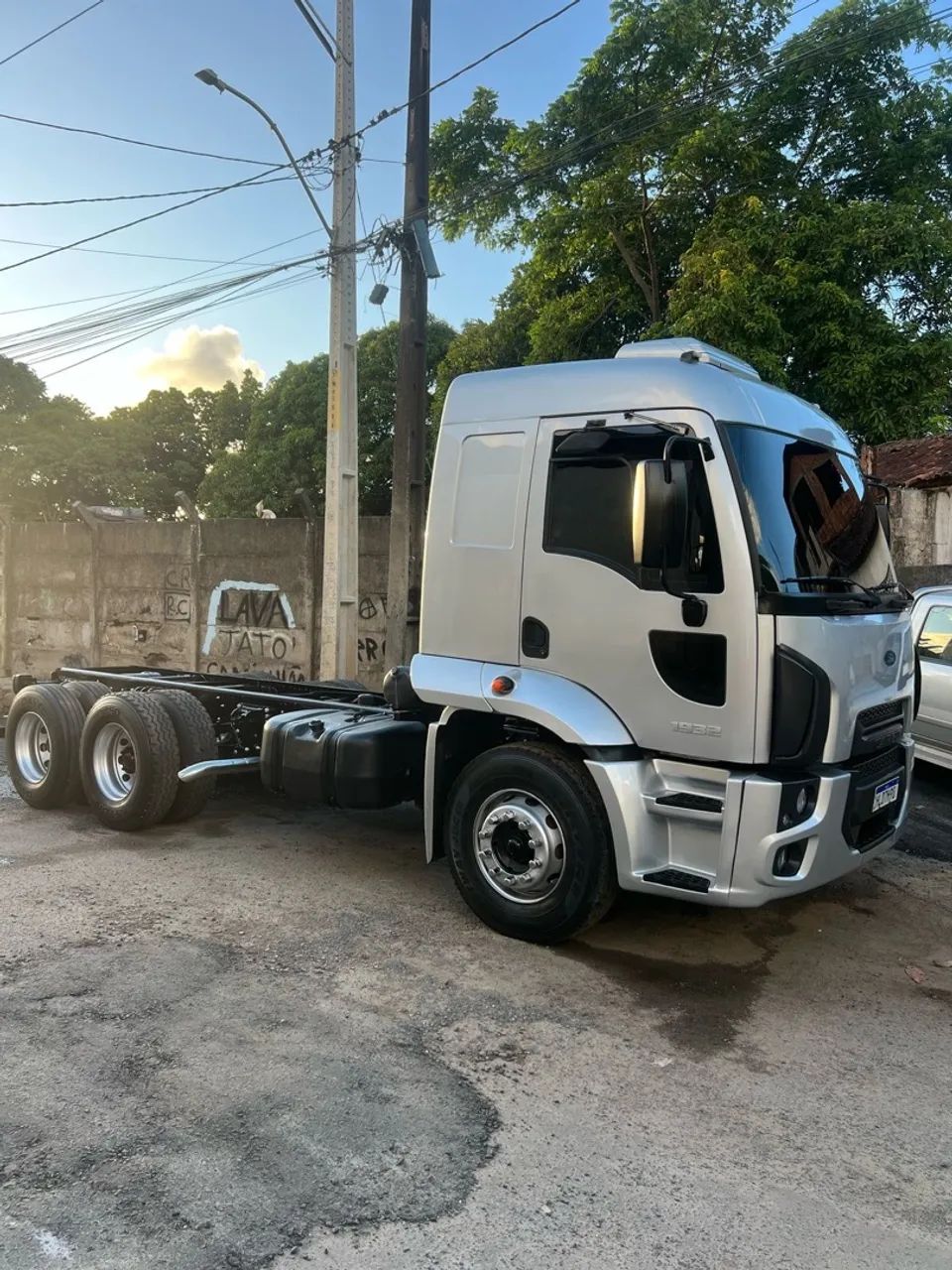 Ford cargo 1932 11/12 completo