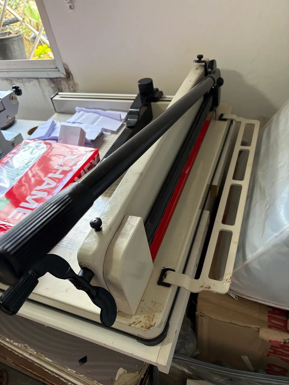 Guilhotina A3 Nagano