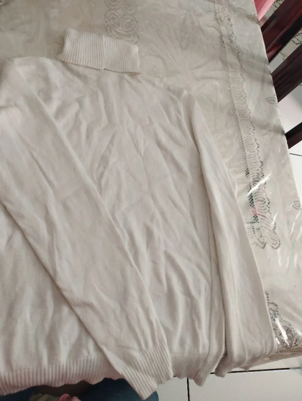 Blusa de Tricô Gola Alta - Elegância e Conforto