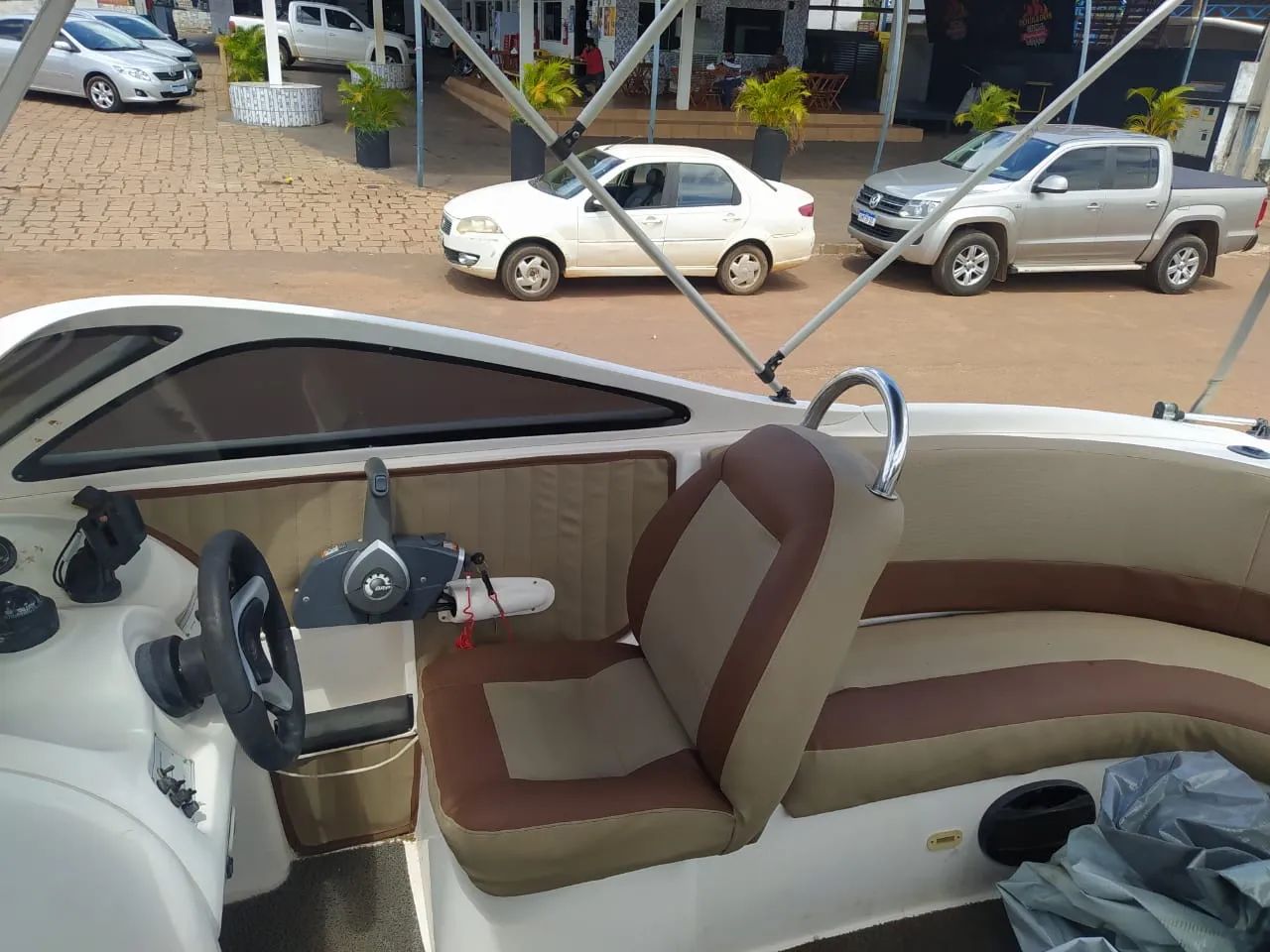 Vendo ou troco lancha  - Foto 4