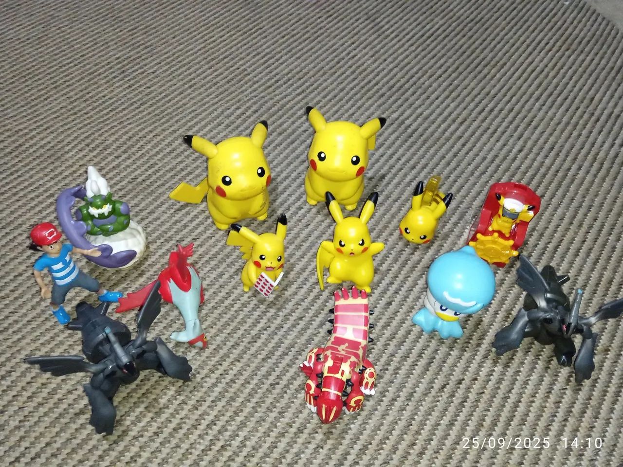 Pokémon , kit com 13 peças  - Foto 6