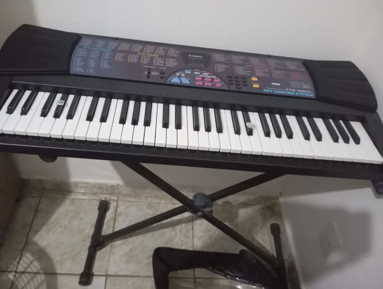 Teclado eletrônico casio