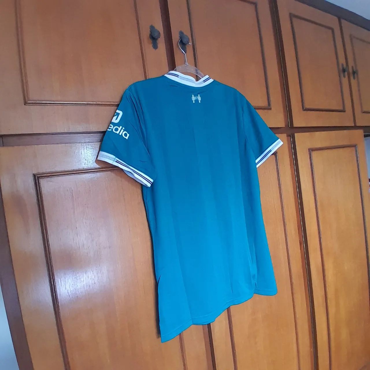 Camisa Liverpool- M - Foto 5