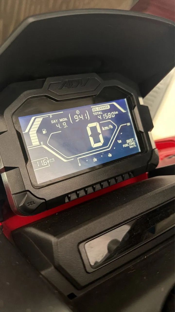 ADV 150 - Foto 4
