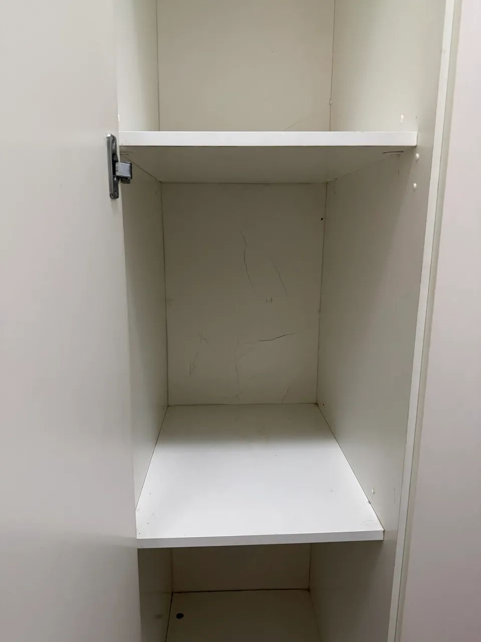 Guarda-Roupa Branco 3 portas + 2 Gavetas - Foto 4