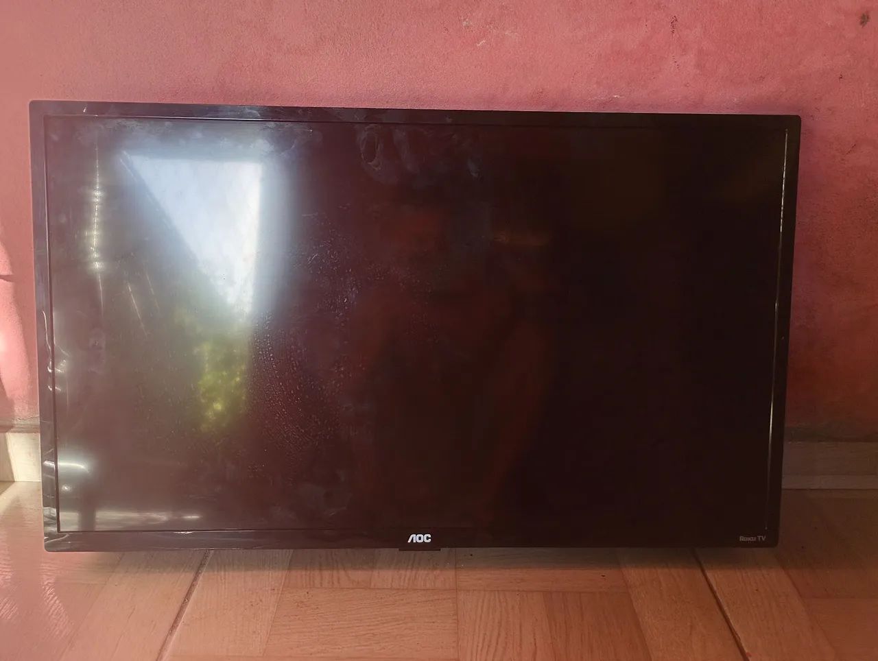 2 tvs pra retirada de peças 