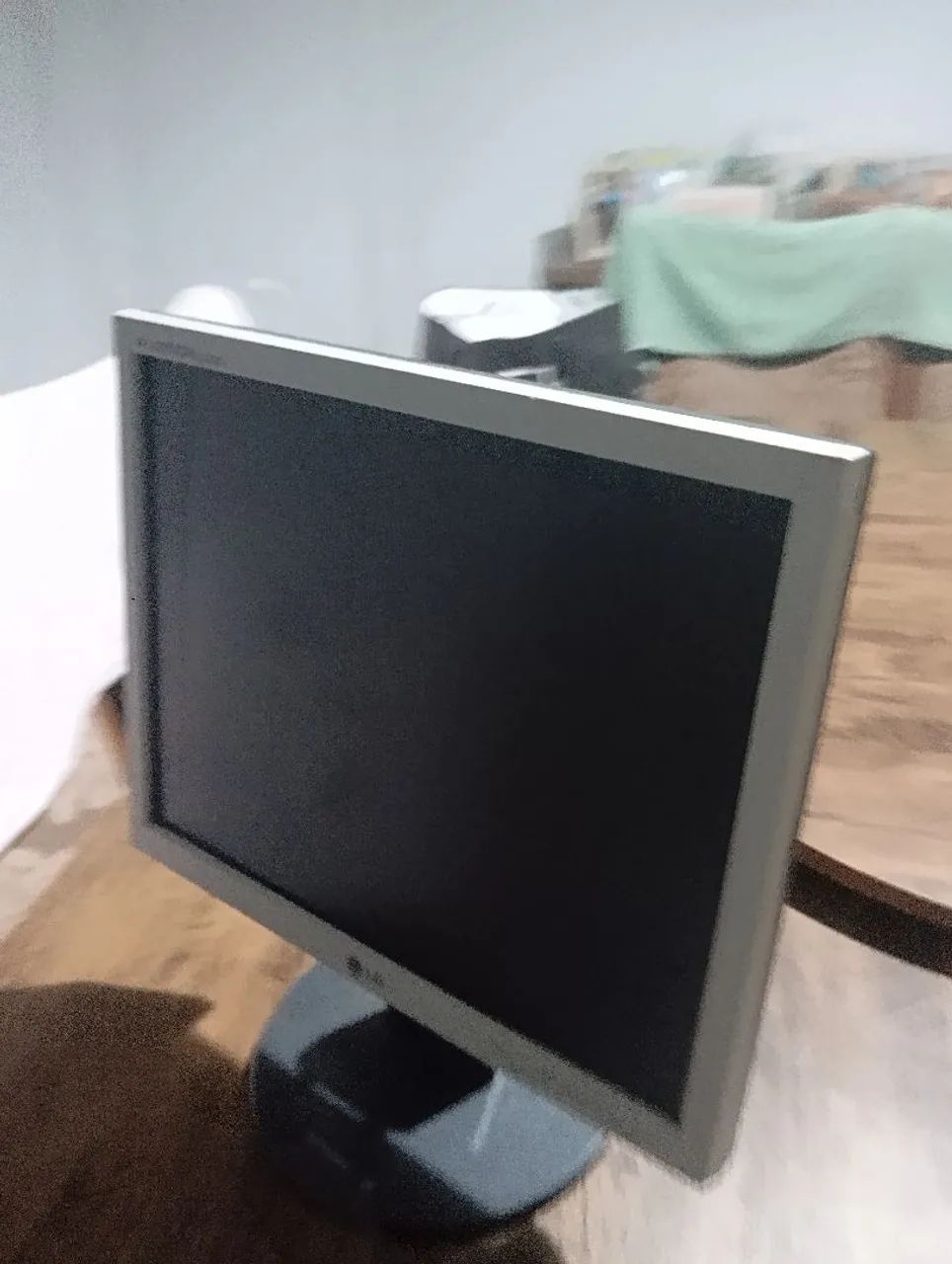 Monitor HP LCD 19 polegadas funcionando - Foto 3