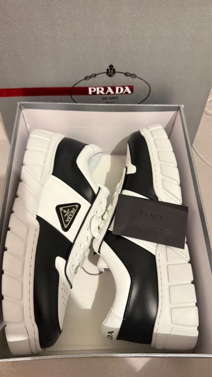 Tênis Prada 43 