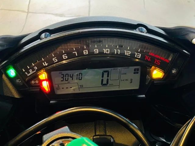 Kawasaki Zx-10/ Zx-10r 1000cc 2017 - 1403286541 | OLX