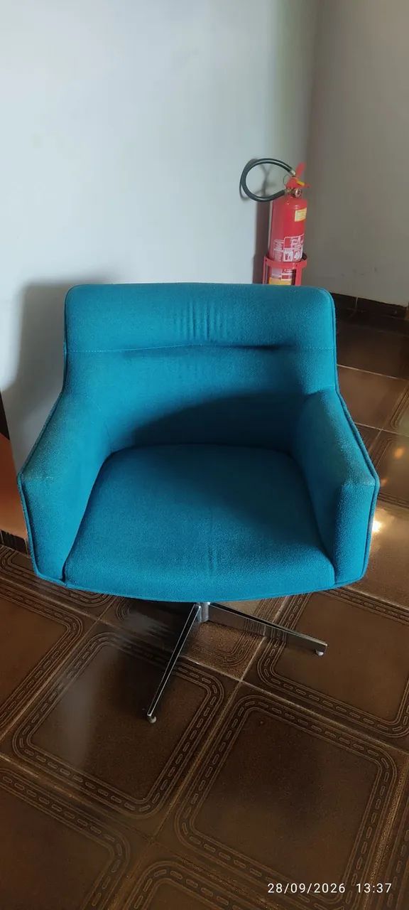 2 Poltronas giratórias TokStok - Foto 4
