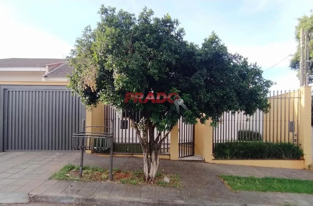 Casa para alugar em Maringá, JD PARIS VI, com 3 quartos, com 150 m² - Foto 2