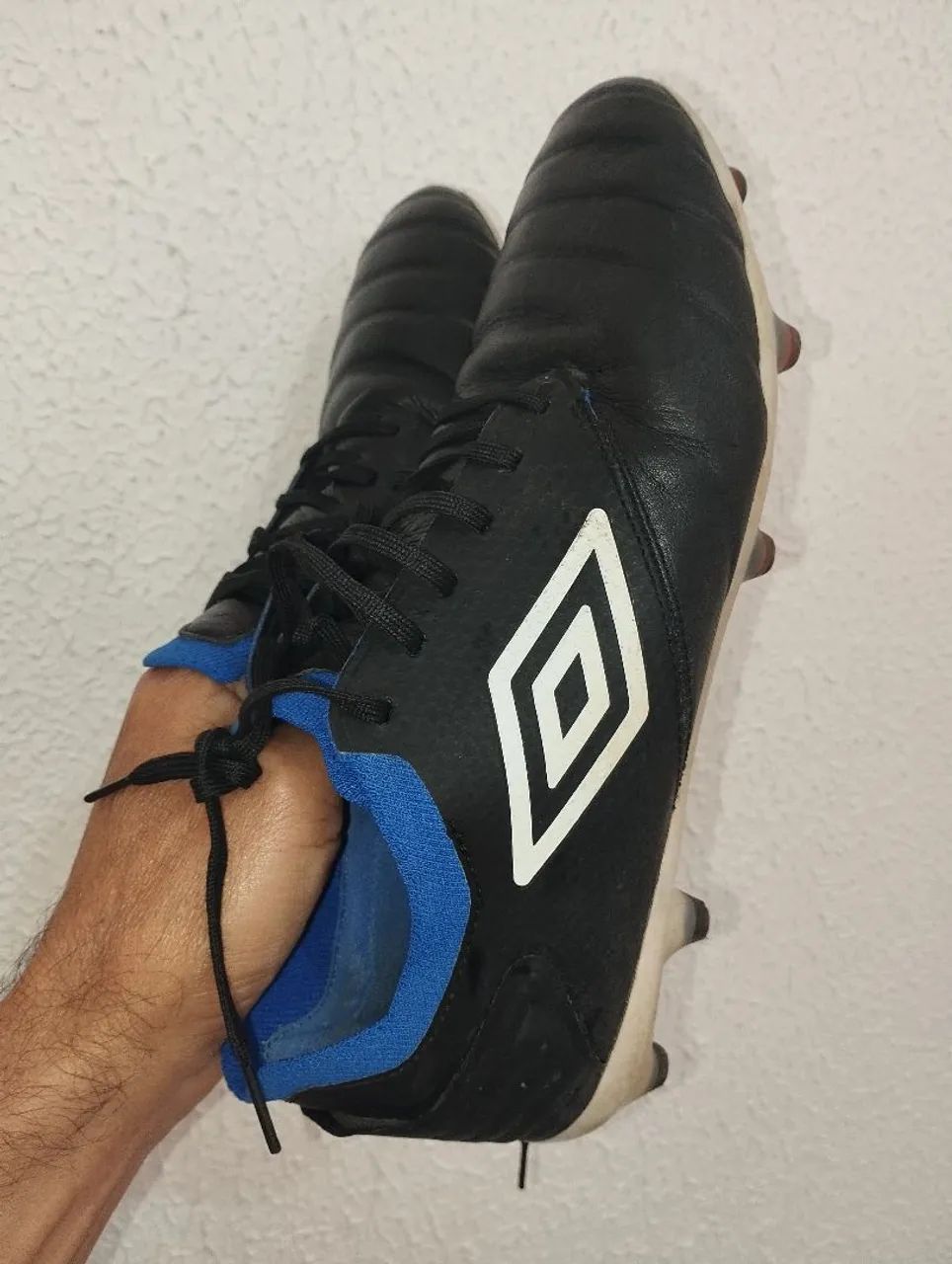 Chuteira original Umbro número 35 