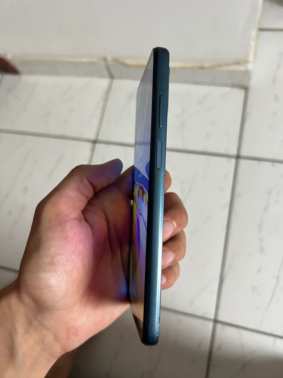 Vendo Moto E32 semi novo - Foto 3