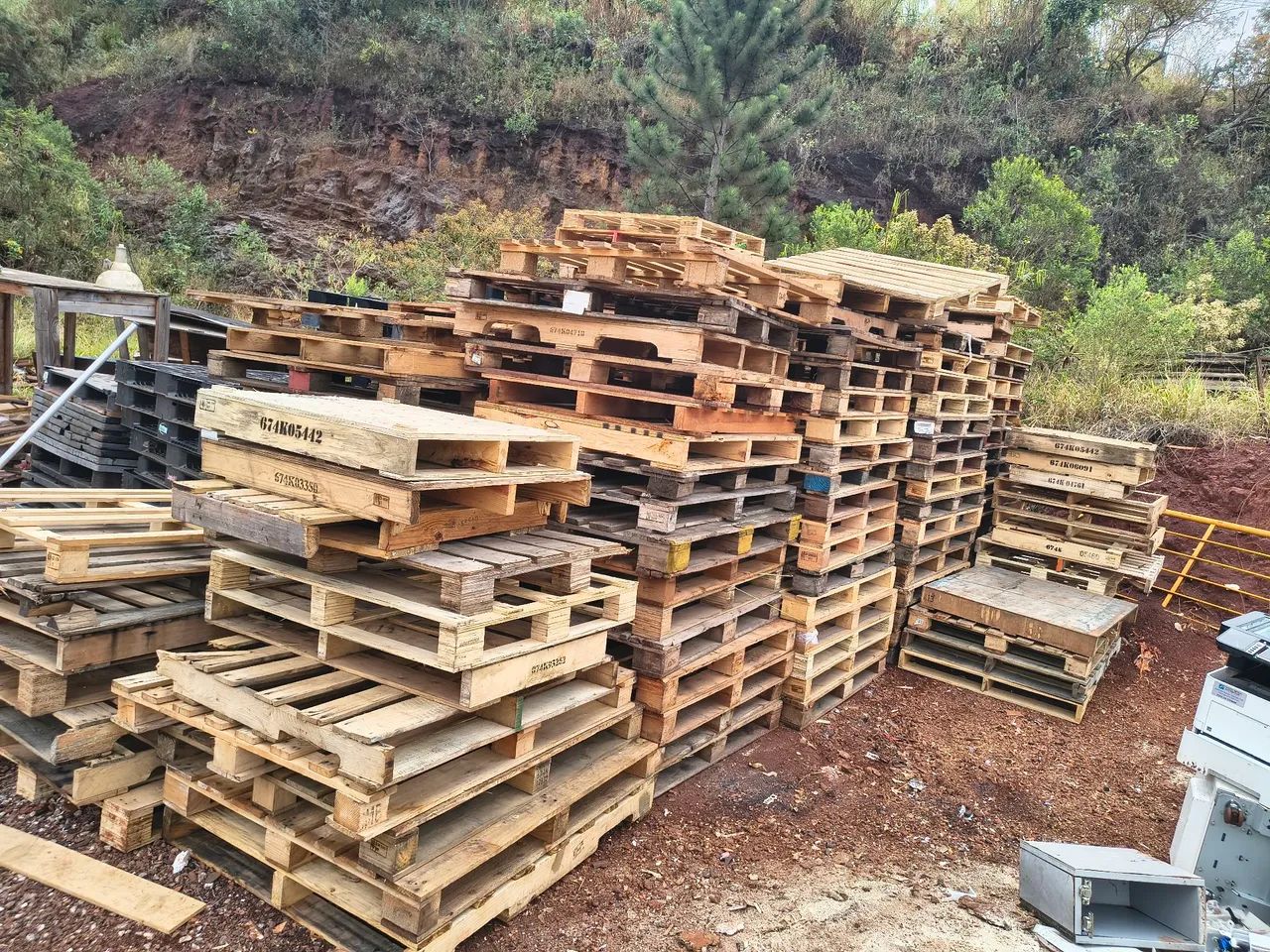 Pallets Plásticos  & Madeira USADOS - Foto 5