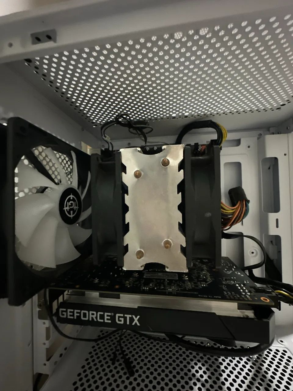 PC GAMER EM ÓTIMO ESTADO!!  - Foto 3