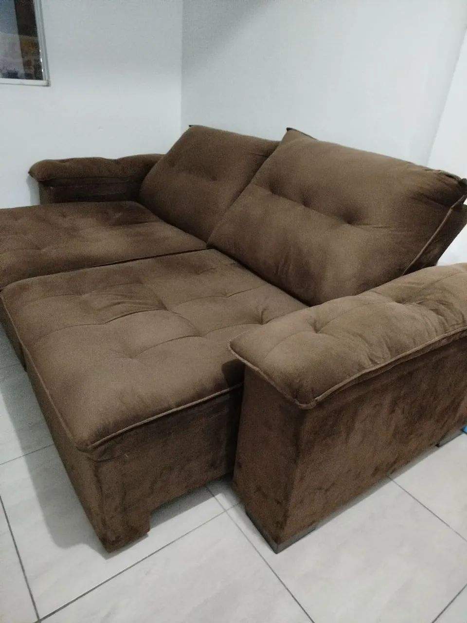 Vendo sofá retrátil 4 lugares cor marrom