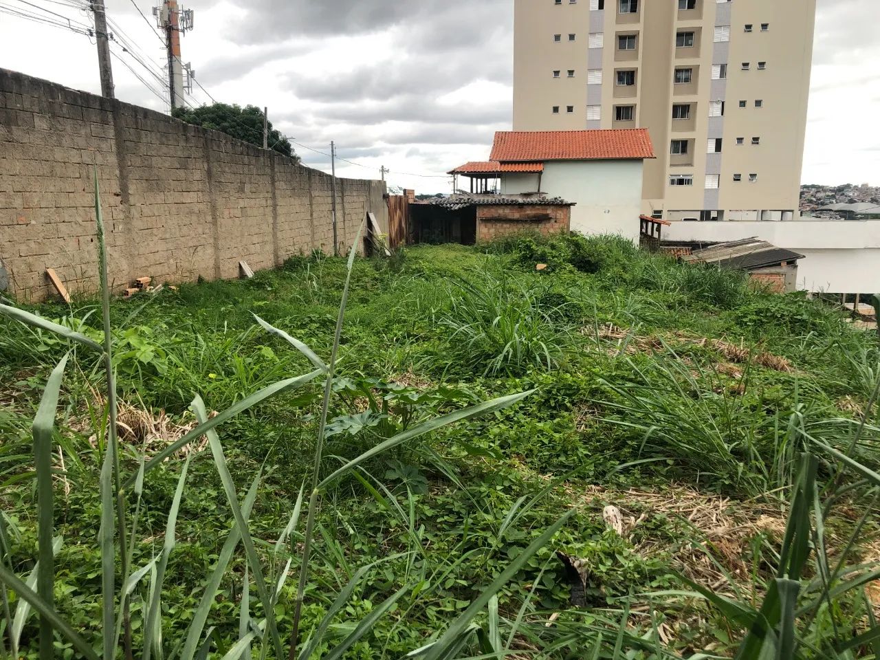 Lote a venda no Bairro Nova Esperança com 420m² - Foto 2