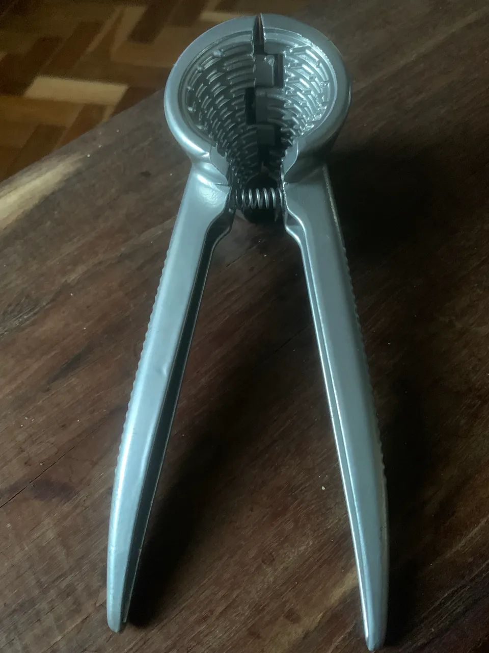 ABRIDOR DE CHAMPAGNE E QUEBRA NOZES  - Foto 3