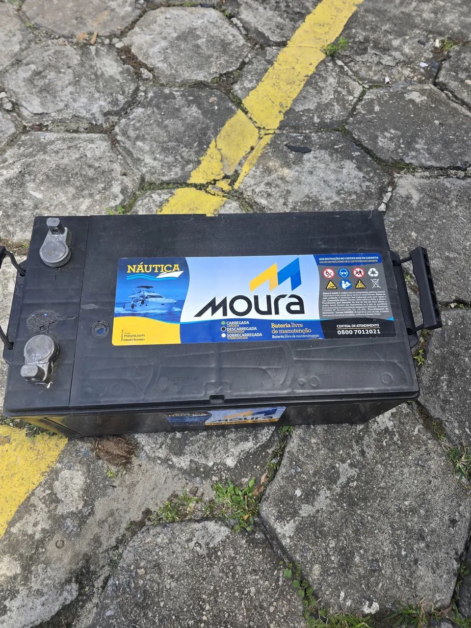 Bateria Moura náutica 240ah - Foto 3