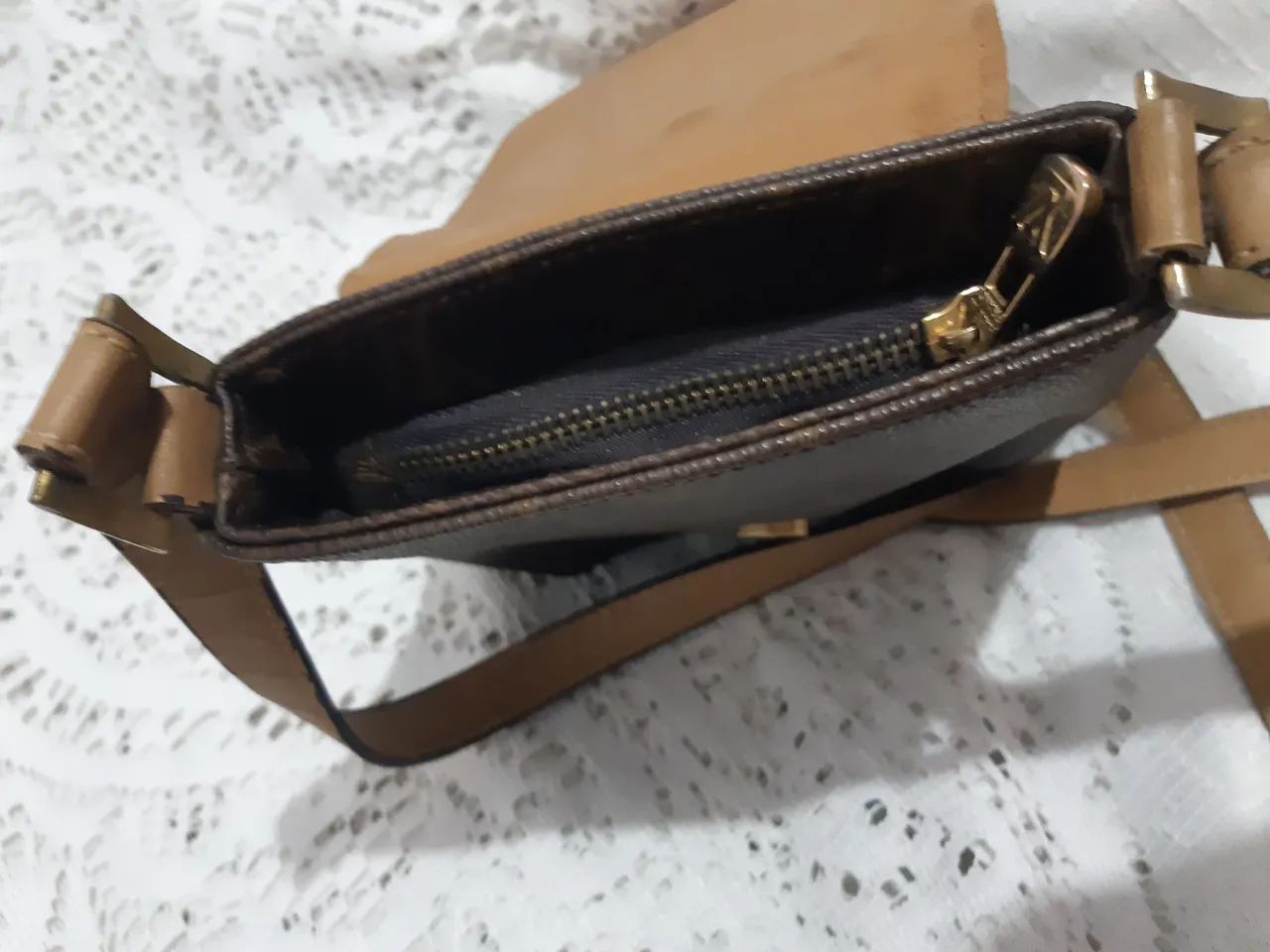 Bolsa  Louis Vuitton - Foto 4