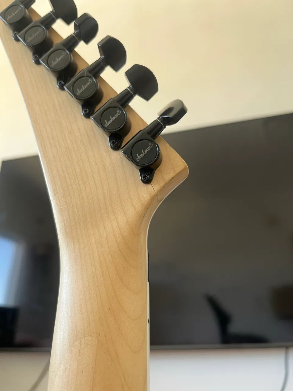Guitarra Jackson flying-v - Foto 5