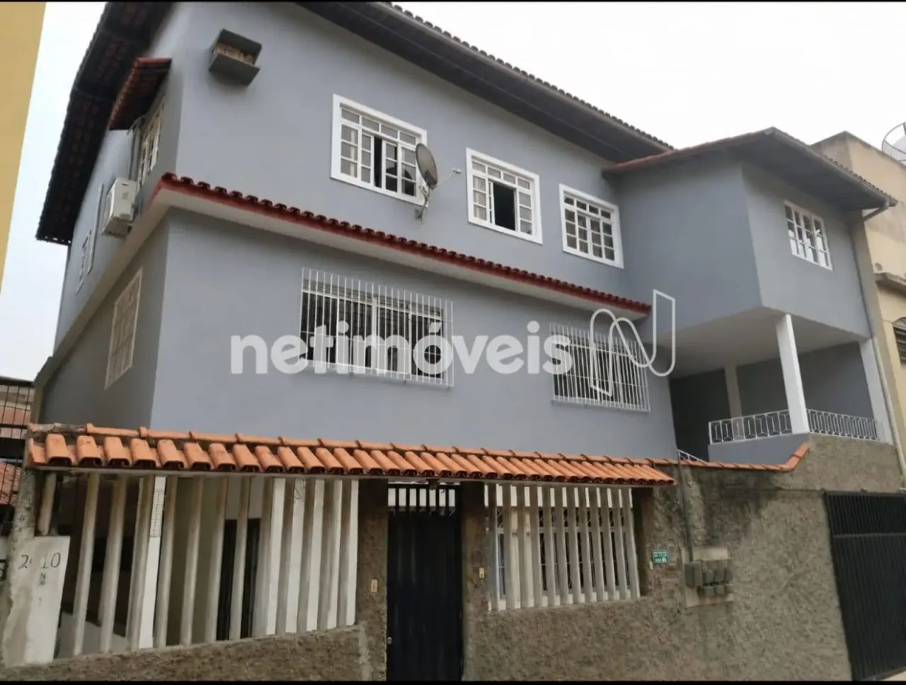 Excelente Duplex ou imóvel com dois apartamentos independentes.