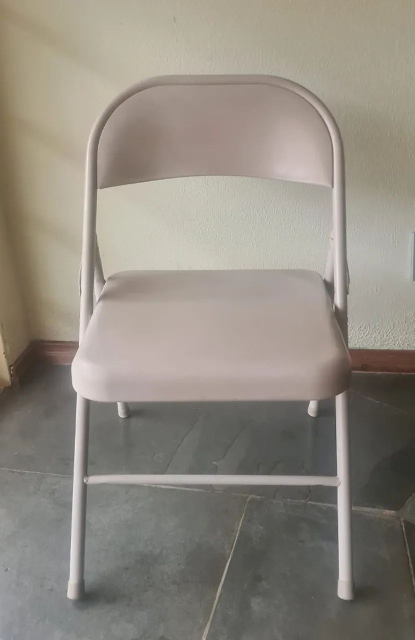 Seis cadeiras dobráveis em aço - Foto 2