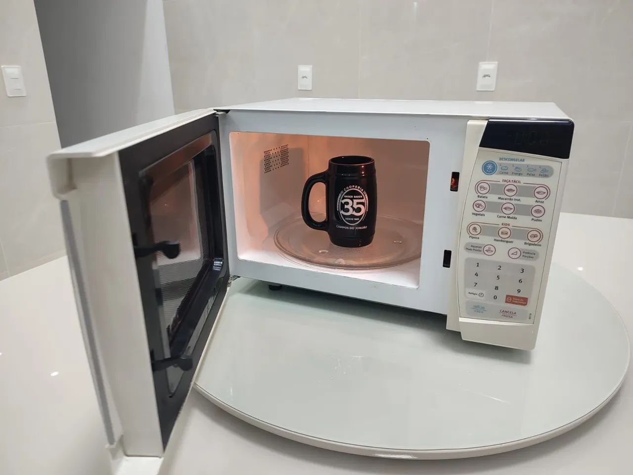Microondas 20 litros 220v  - Foto 3