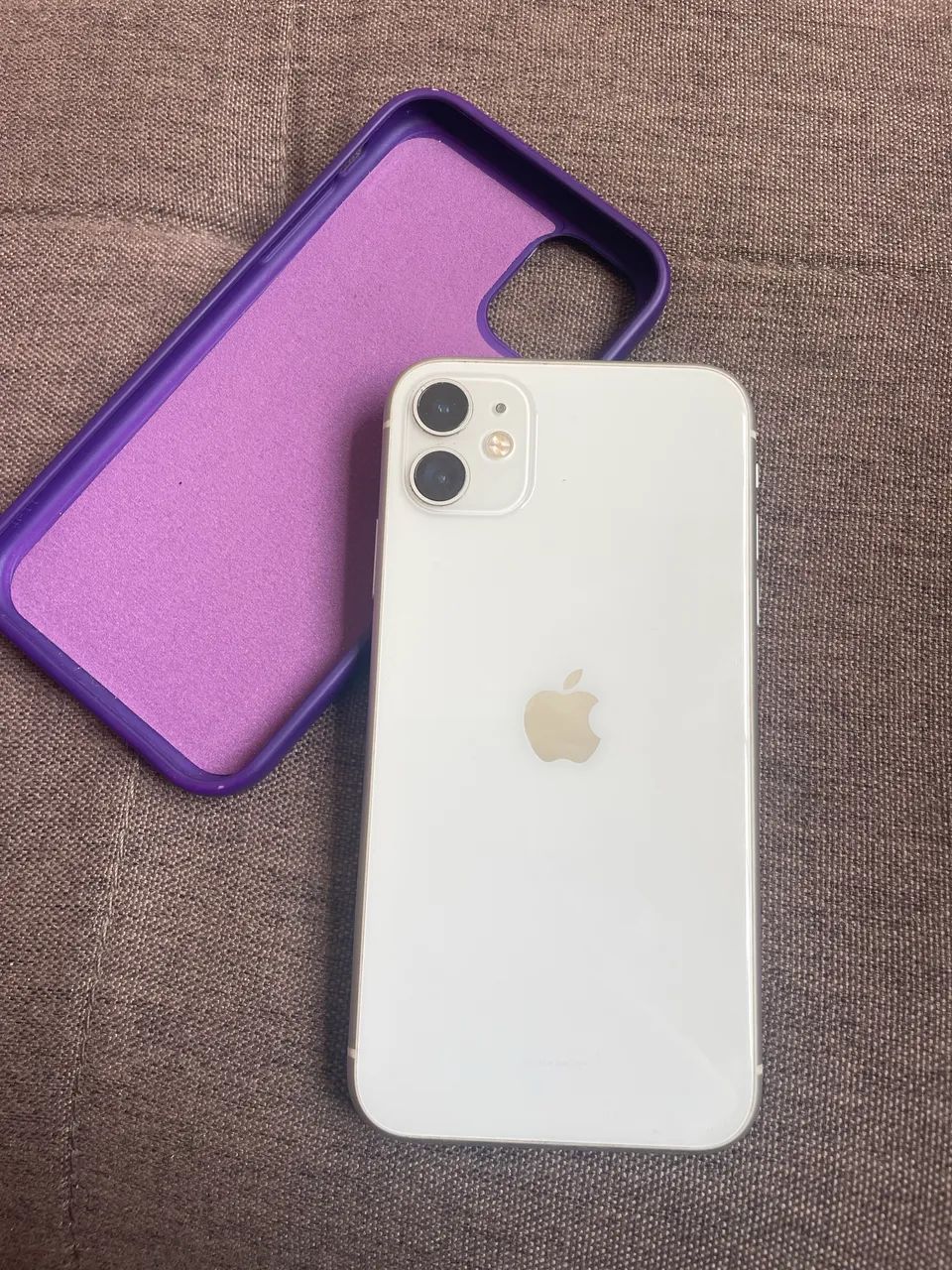 iPhone 11 128GB 73% | Tela trincada | funciona tudo