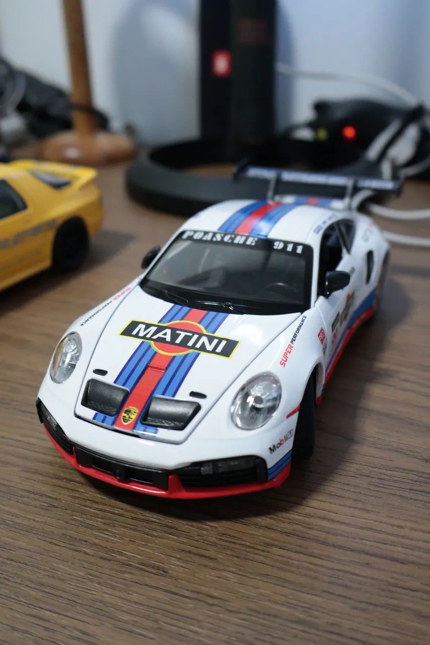 Porsche 911 GT3 RS 1:24 - Foto 5