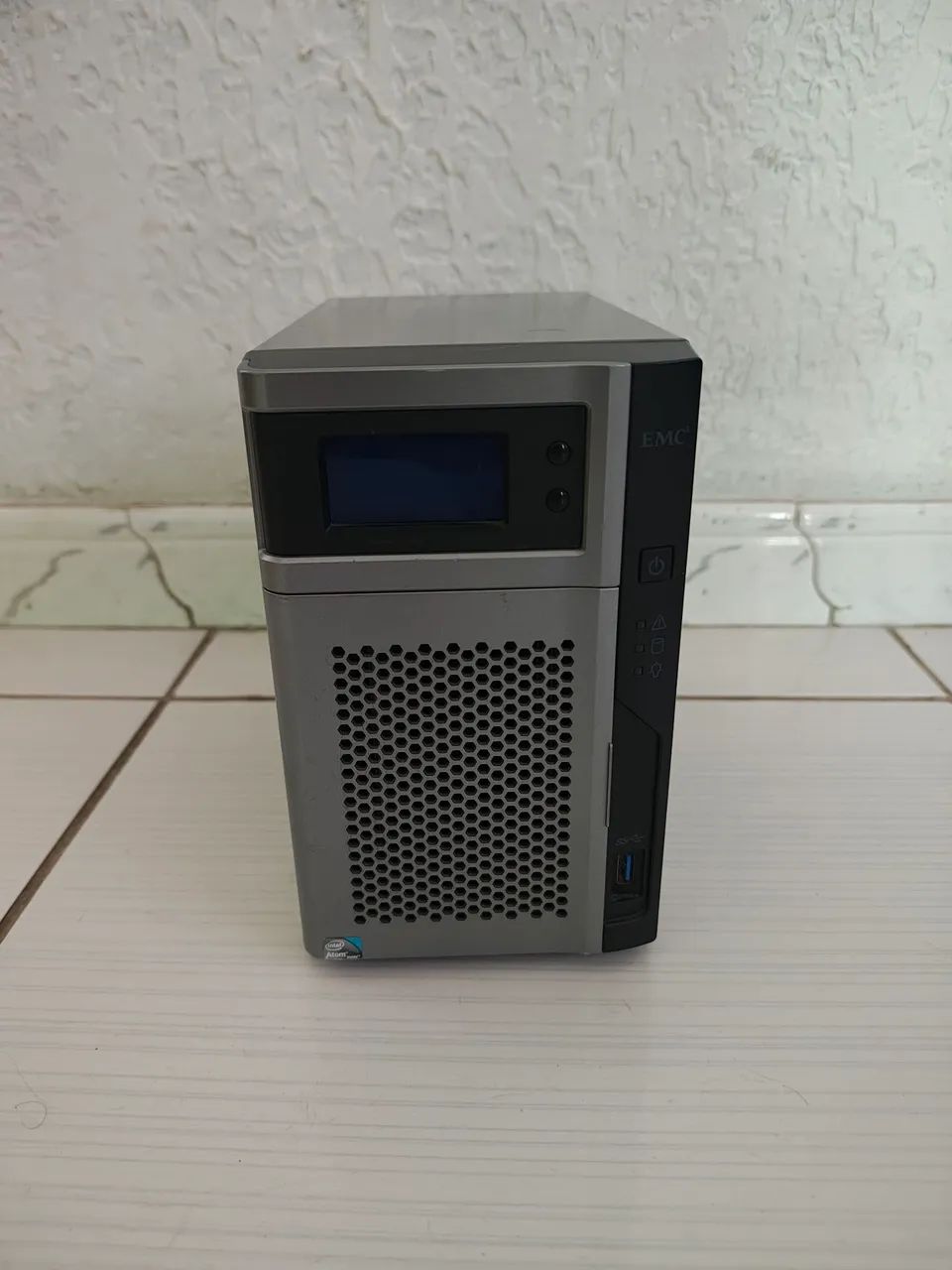 NAS Storage EMC 2 Baias