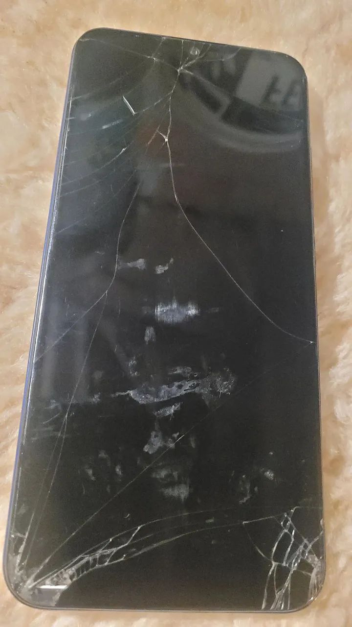 Moto E6 plus