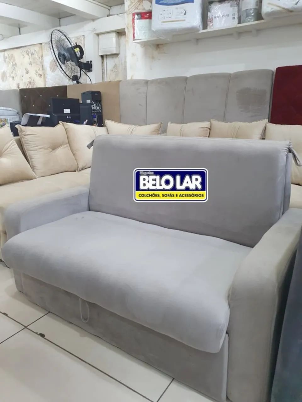 Sofá cama Retrátil Com Baú  - Foto 3