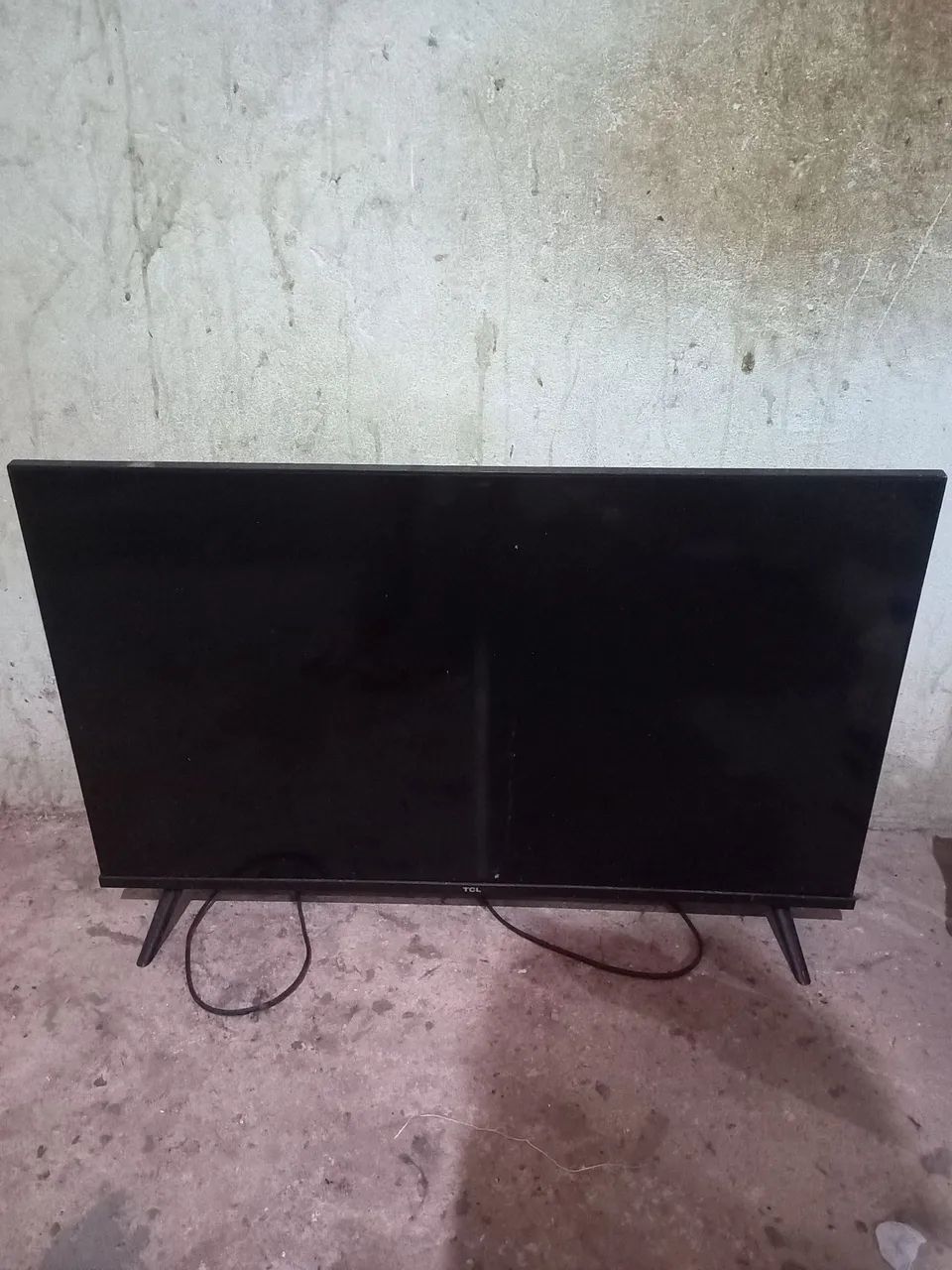 Tv tcl para retirada de peças 