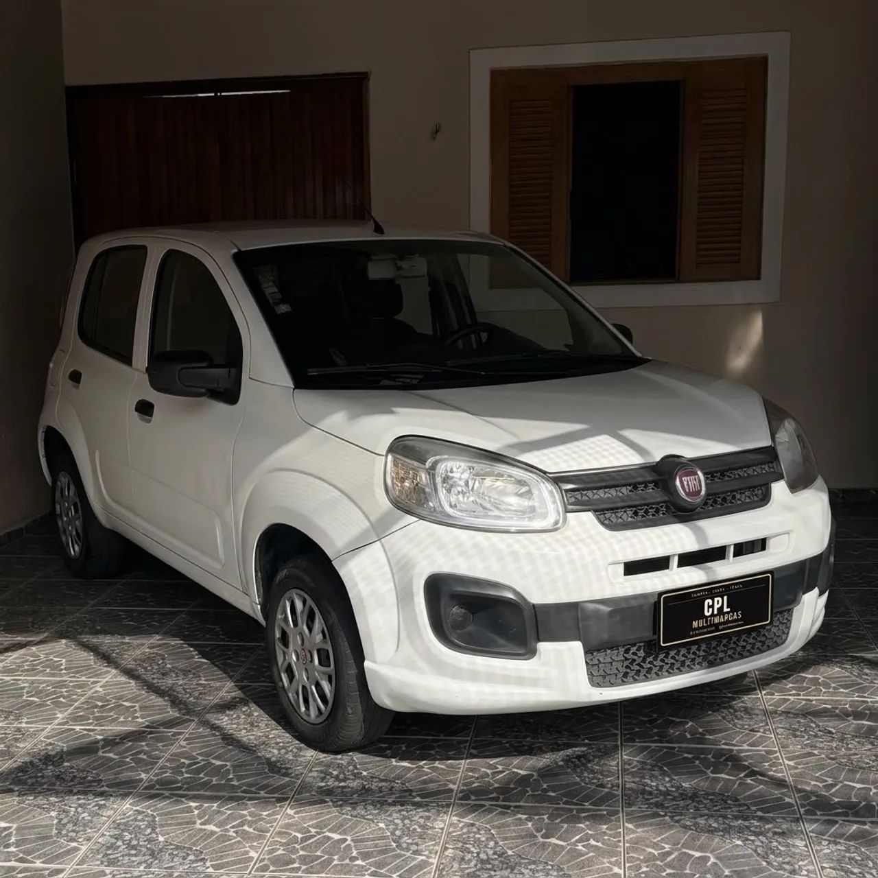 Fiat Uno UNO ATTRACTIVE 1.0 Flex 6V 5p 2017