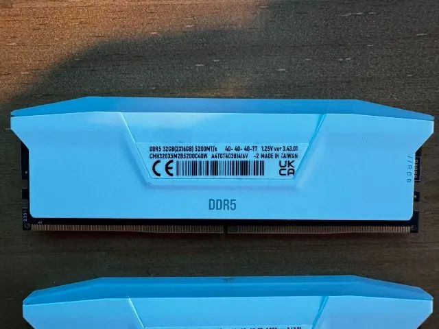64GB Corsair Vengeance RGB White DDR5 5200MHz (4x 16GB) - Foto 5