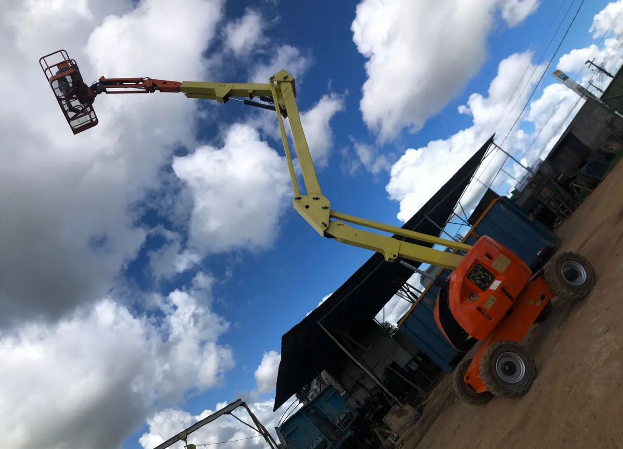 Plataforma elevatória JLG 450AJ  PTA. 15 metros de Altura  - Foto 3