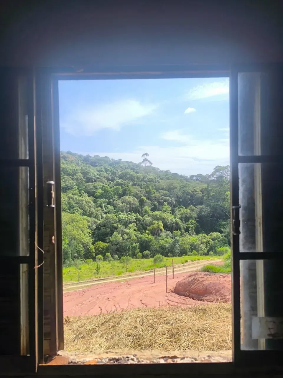 Saia do Aluguel: Terreno de 500m² em Ibiúna com Parcelamento Direto!
