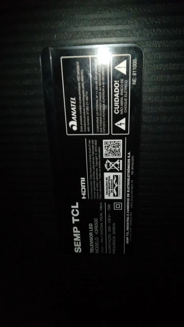 TV TCL Quebrada/retirada de peças ou alguém que tem condições de arrumar.  - Foto 3