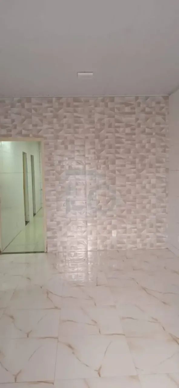 Casa de 250m² no Bairro Aeroporto com 4 Quartos, Quintal, Varanda e Mais - Foto 2