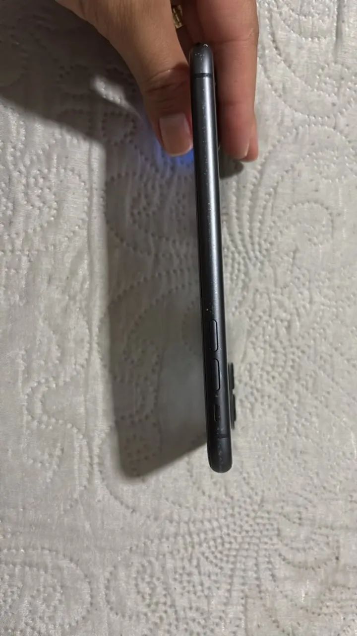 iPhone 11 - Único dono, todo original - Foto 4