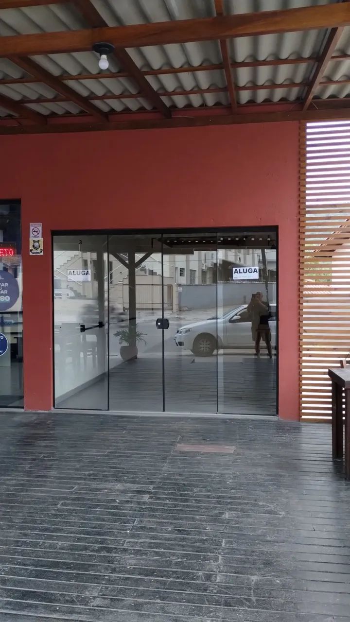 Alugo sala comercial no Rio Vermelho  - Foto 3