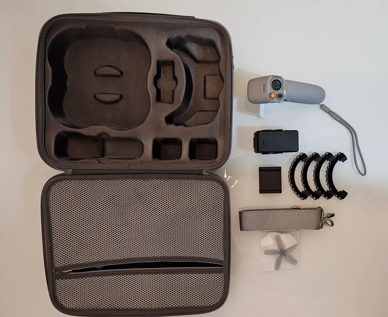 Maleta + motion controller 2 + bateria e carregador avata 1