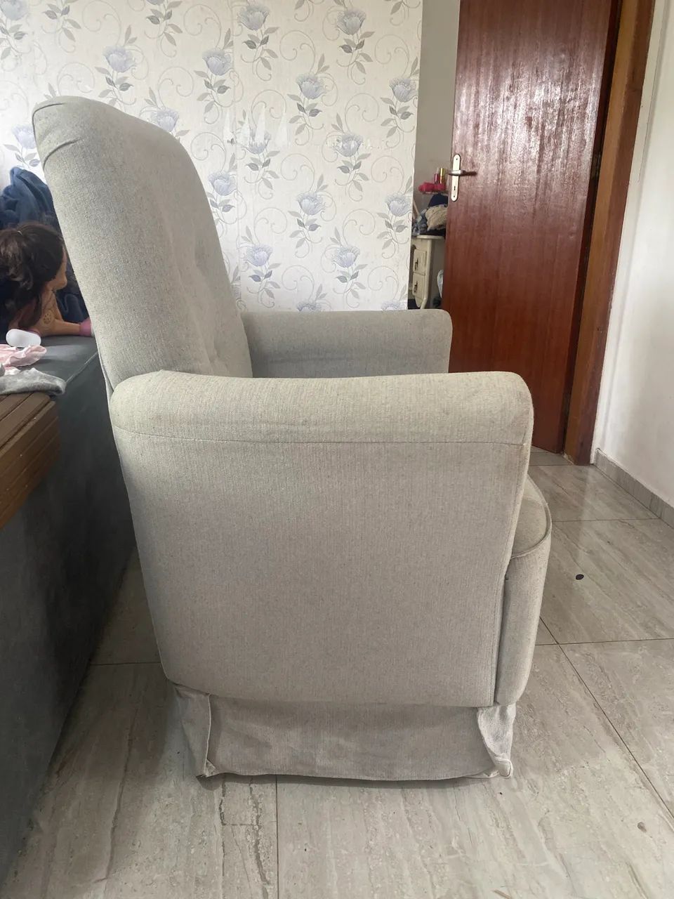 Poltrona cinza claro  - Foto 2