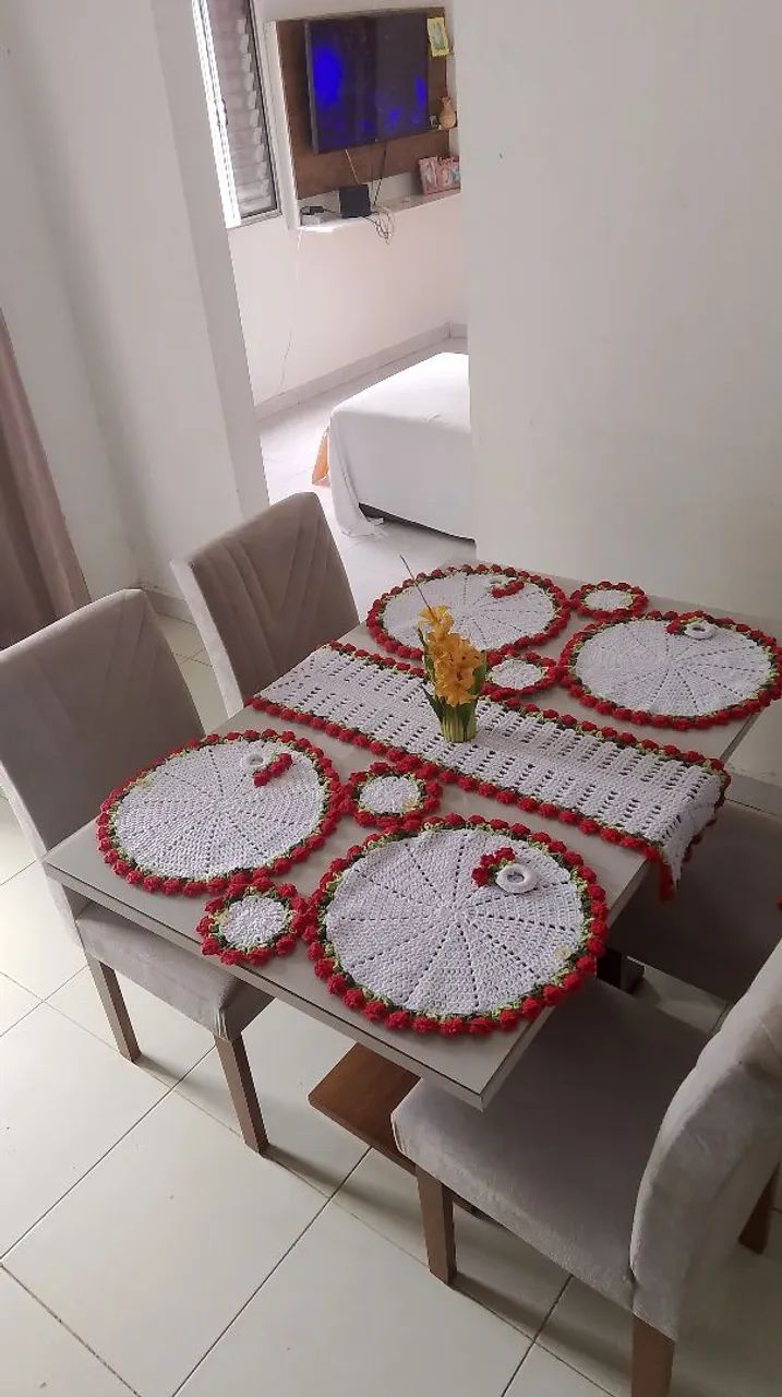 Kit de mesa posta de crochê feito à mão
