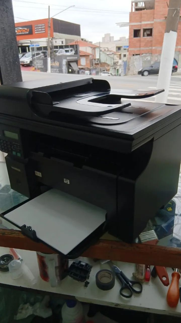 Impressora Laser Multifuncional HP M1212NF - Foto 3